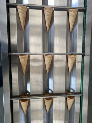 Goede prijs. Multifunctionele L8.7xW2.1xH1.8m Sugar Cone Baking Machine online
