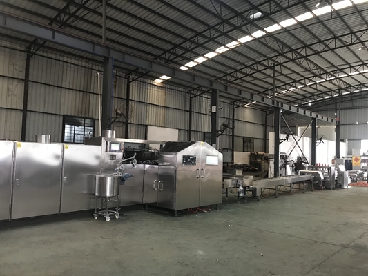 8kg/u witte roestvrijstalen ijshoorn bakmachine met bloemmateriaal
