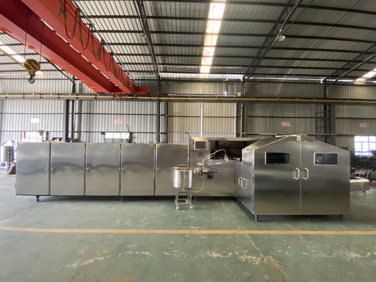 Goede prijs. De commerciële Productielijn van de het Roomijskegel van 3800pcs/H 3.37kw online