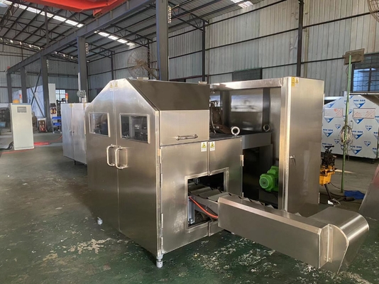 3200pcs/H 190mm de Lange Automatische Machine van de Roomijskegel voor Drankfabriek